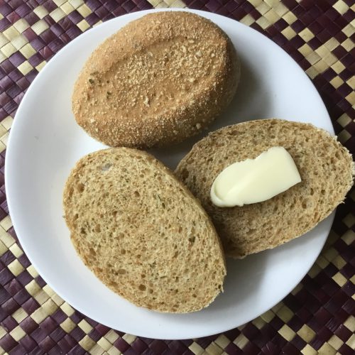 whole wheat kale pandesal