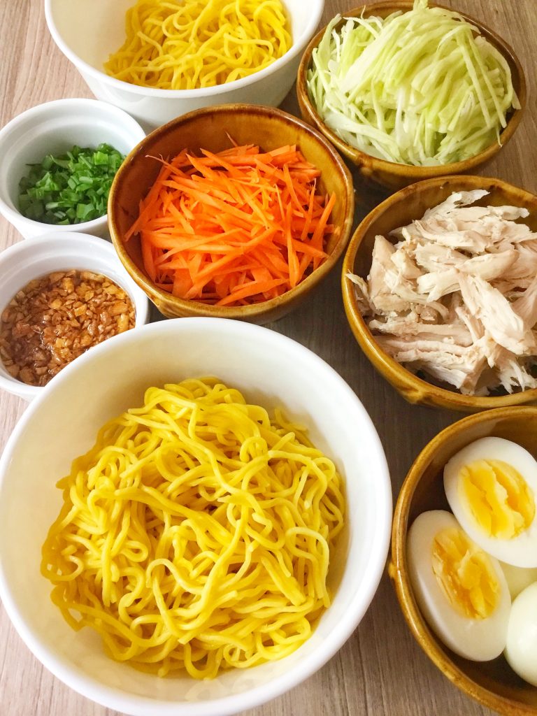 Chicken Mami (Filipino Chicken Noodle Soup) - PinoyBites